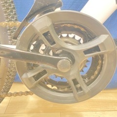 『お取引完了』マウンテンバイク 前後ディスクブレーキ 走行距離数キロ 泥除け・ライト(乾電池式)・英式バルブ付