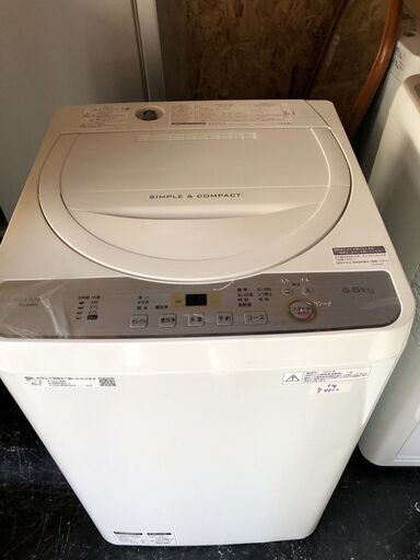 ☆中古￥9,500！SHARP　5.5㎏洗濯機　家電　2018年製　ES-GE5C-W型　【BJ027】