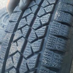 ハイエース　冬タイヤ、ホイールセット　バリ山