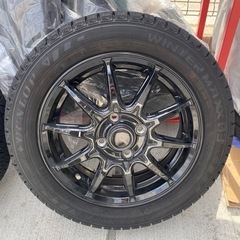 アクア　ホイール付きタイヤ　スタッドレス