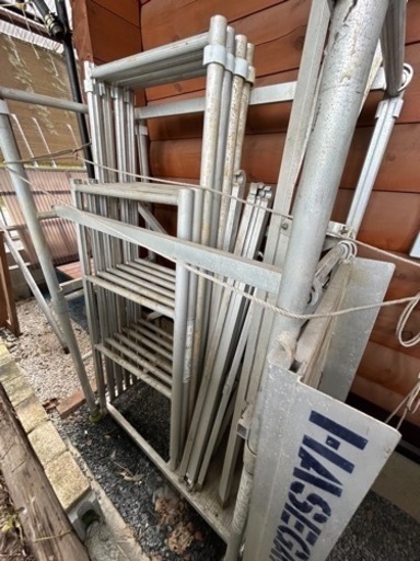 決まりました 長谷アルミ合金製組立式作業台 足場 脚立 はしご