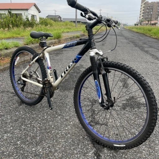 マウンテンバイクMTB TREK 26インチ 4500 身長160-170cm 2004年