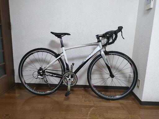 【取引済】ロードバイク　GIANT DEFY 3　補助ブレーキ付のエントリーモデル