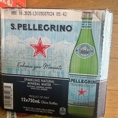 サンペレグリノ (S.PELLEGRINO) 炭酸水 瓶 750...