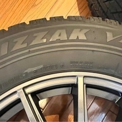⭐︎バリ溝 BLIZZAK VRX 225/60R17 7J PCD114.3