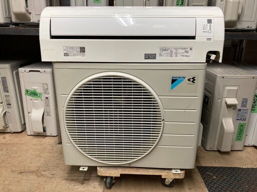 K04562　ダイキン　2019年製　中古エアコン　主に6畳用　冷房能力　2.2KW ／ 暖房能力　2.2KW