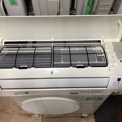 K04562　ダイキン　2019年製　中古エアコン　主に6畳用　冷房能力　2.2KW ／ 暖房能力　2.2KW