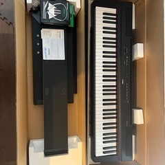 YAMAHA（ヤマハ） 電子ピアノ　P-121 B　L-121B...