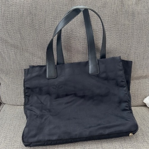 CHANEL ニュートラベルライン　黒　トートバッグ