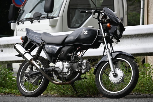 SUZUKI*GS50*社外マフラー*配送も可能です！