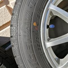 値下げしました】スタッドレスタイヤ美品 165/70R14 4本