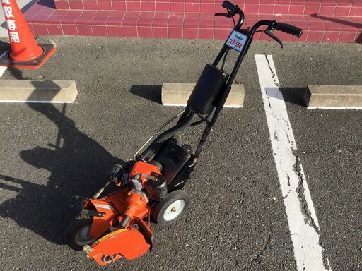 【エコツール豊田インター店】日工タナカの芝刈り機ローンエッジャー TLE-550【愛知県/豊田インター店/工具】 エコツール豊田インター店】日工タナカの芝刈り機ローンエッジャー TLE