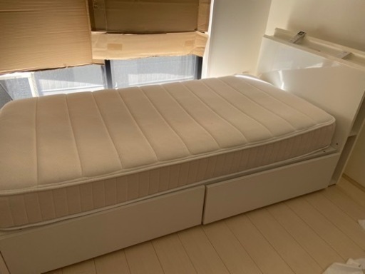 【ニトリ】 ベッドフレーム\u0026マットレス　シングルベッド カイト 収納 コンセント ホワイト 深型