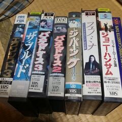 VHSソフトとパナソニックVHSビデオデッキ