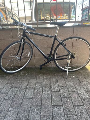 リサイクルショップどりーむ荒田店　No966 エコNo17322X クロスバイク　２８インチ　マットブラックカラー　　WEEKENDBIKES　軽量アルミフレーム リサイクルショップどりーむ荒田店 No966 エコNo17322X クロスバイク