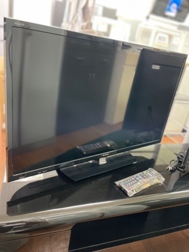 送料・設置込み　液晶テレビ　32型　SHARP 2019年