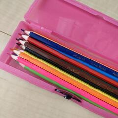色鉛筆12色　ほぼ未使用　ケース付