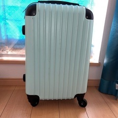 持込用スーツケース　Sサイズ