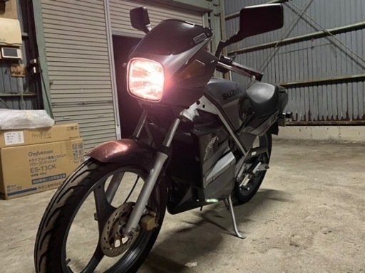 スズキ　γ50 黄色ナンバー