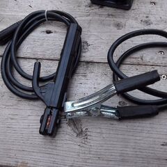 初心者でも直ぐに溶接可能　新品インバーター溶接機