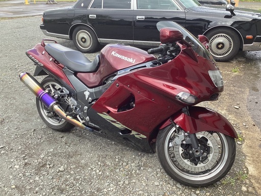 最終値下げ　H12 ZZR1100 車検あり　整備済み　新品ワイバーンマフラー 最終値下げ H12 ZZR1100 車検あり 整備済み 新品ワイバーンマフラー