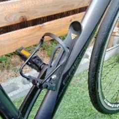 商談成立　　　　　　　　　　　　　　　引き取り限定　クロスバイク　アルミ　格安　　分解整備済み　美品　3×８速　防犯登録付き