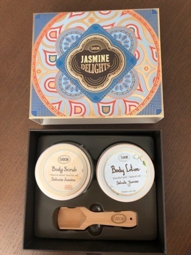 【値下】中古品　SABON ジャスミンディライツ　ボディスクラブ\u0026ボディローション　※開封あり