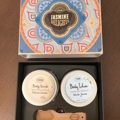 【値下】中古品　SABON ジャスミンディライツ　ボディスクラブ...