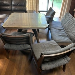 テーブル椅子セット　欧風ロータイプ