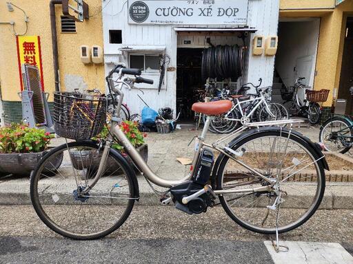 　電動自転車　ヤマハ　２６インチ　８．１ＡＨ　4点　３変速　充電器　付き　ゴールド　配達可能