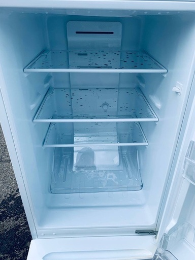♦️EJ1852番 YAMADAノンフロン冷凍冷蔵庫【2018年製】