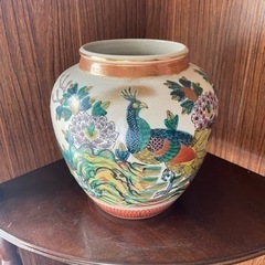 九谷焼　松園　壺　花瓶　骨董品　孔雀　クジャク　置物　飾り　ツボ