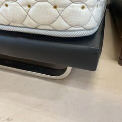 クイーンベッド　ブラック　マットレス付き