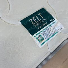 クイーンベッド　ブラック　マットレス付き