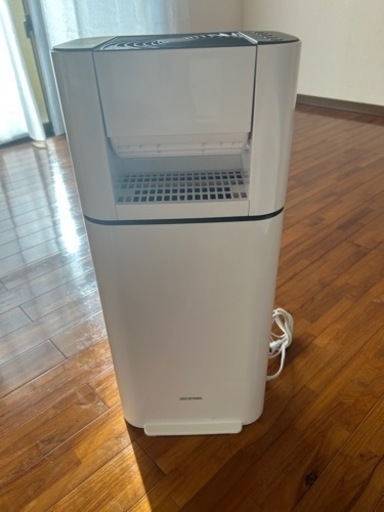 サーキュレーター除湿機