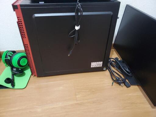 ゲーミングパソコンとモニター　中古