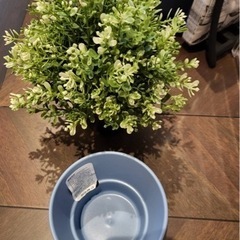 IKEA 造花鉢付