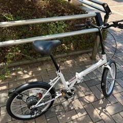 ほぼ新品　折りたたみ自転車20インチ