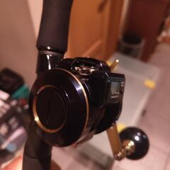 超美品　  SALTIGA  IC300 PEライン付き