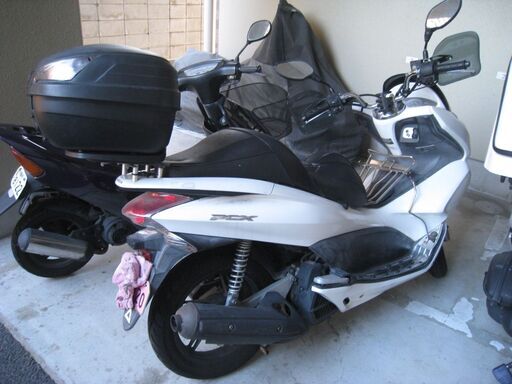 大阪市内より　PCX125 jf28 カスタムシート背もたれ腰痛対策　自賠責保険
