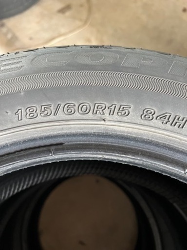 ブリヂストン　185/60R15