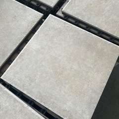 TOTOベランダタイル　バーセア100枚