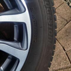 【値下げ】日産ノート（E12）スタッドレスタイヤ（アルミホイール付） 