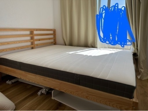 IKEA ベッド(クイーンサイズ)