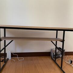 ダイニングテーブル（7年使用、一部傷あり）※組み立てた状態で受け...