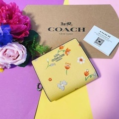 COACH 折りたたみ財布　ほぼ新品