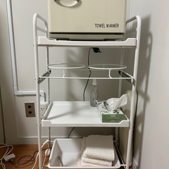 施術ベッド電動、ヒートマット、枕、スツール、ホットキャビン+ワゴン