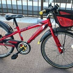 ブリヂストン　22インチ　赤　自転車