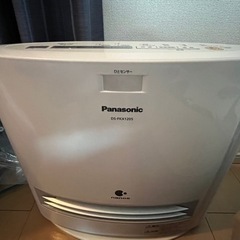 Panasonic セラミックファンヒーター、11ヶ月前に購入、...