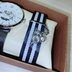 値引不可 ミッキー Disney 88th Anniversary 世界限定 腕時計